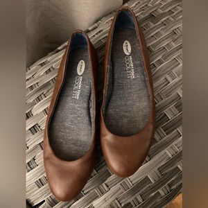 Womens size 6 Dr. Scholl’s flats